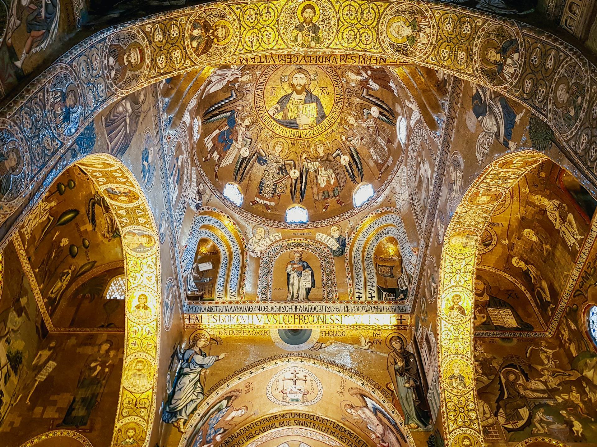 dimitry b bz0 la6a2ic unsplash